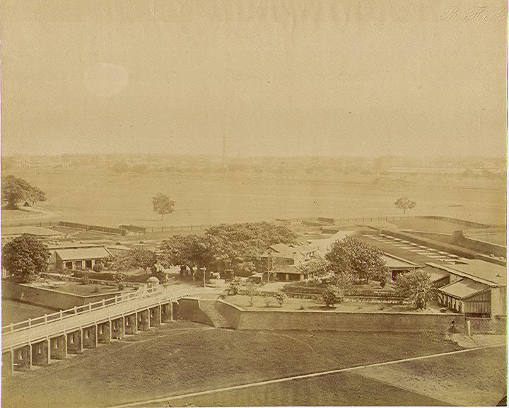 Fort William’s Chowringhee Gate, Gobindapur, Calcutta, c1880